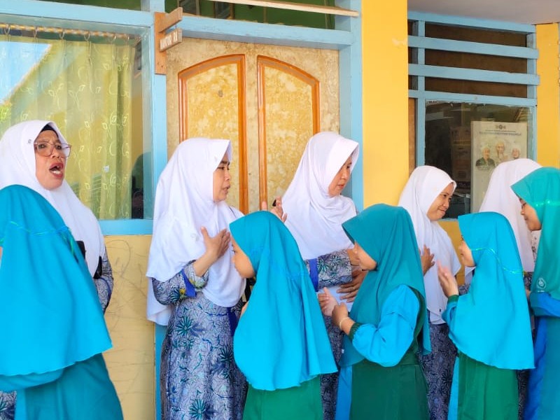 HALAL BIHALAL